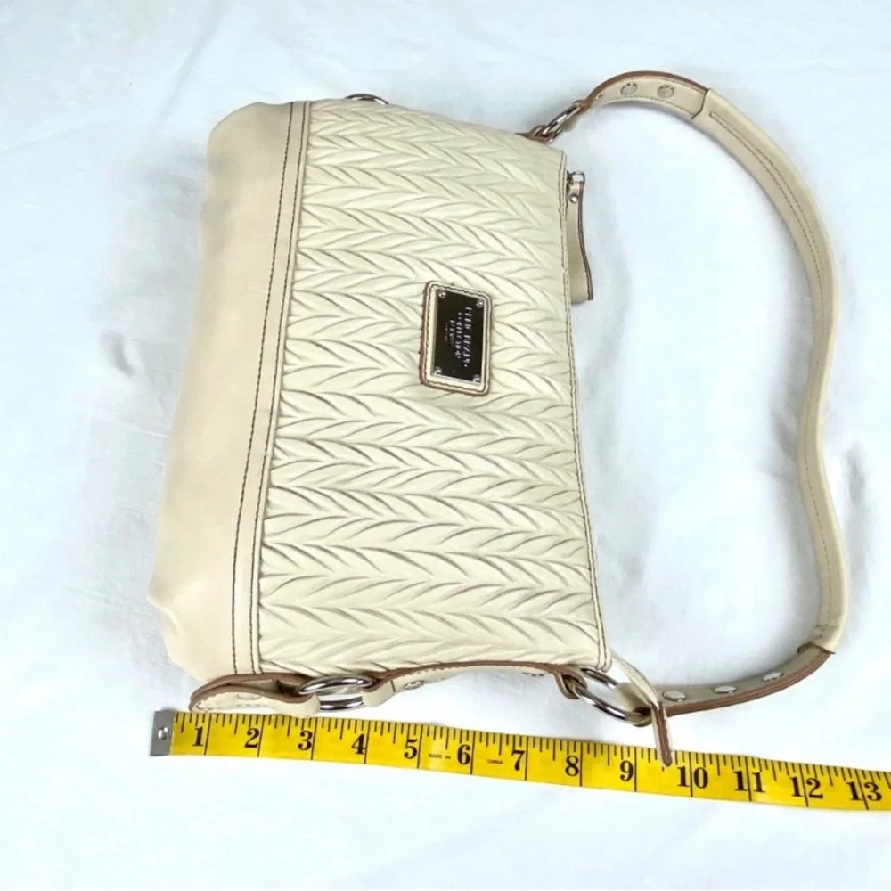 Relic nwot see